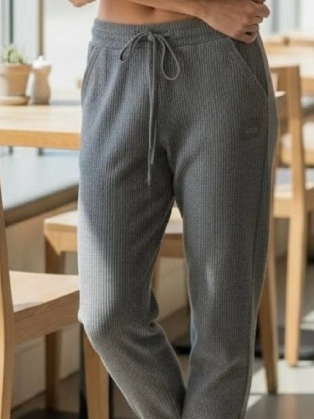 Alo Yoga Muse Sweatpants